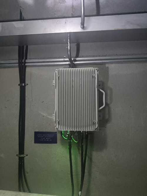  巴林左电力管廊覆盖漏缆方式案例